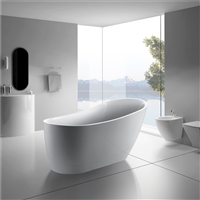 Kube 59.25â€ White Free Standing Bathtub